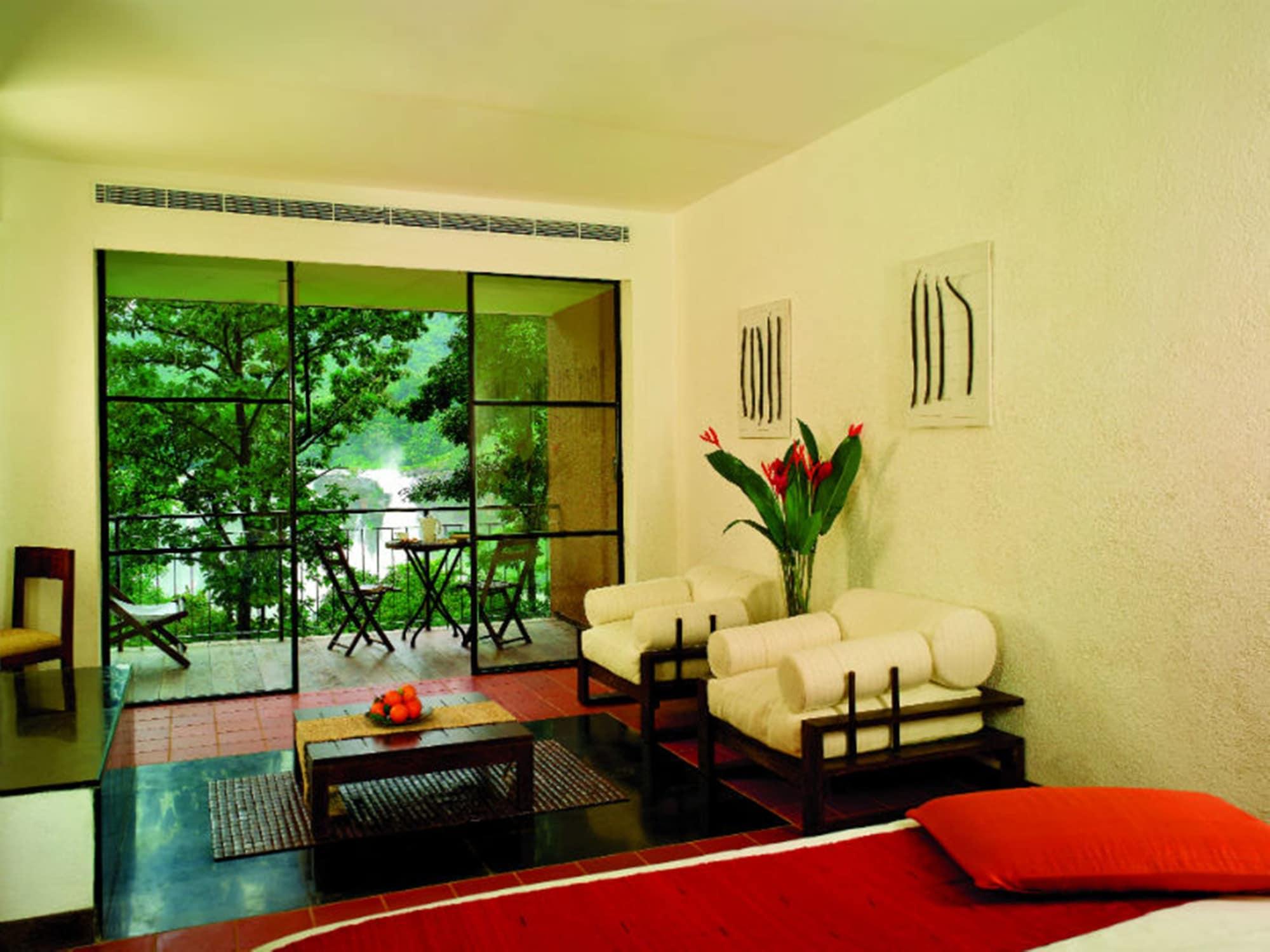 Rainforest Resort Athirappilly Exterior foto